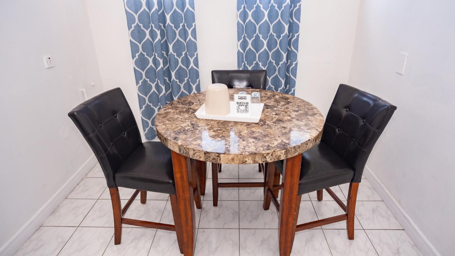 Golfview Hotel ماندفيل المظهر الخارجي الصورة